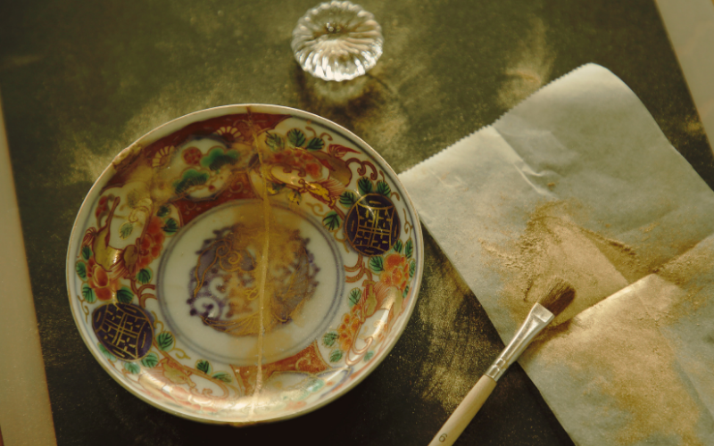 Kintsugi—quiet luxury craft experience in Japan